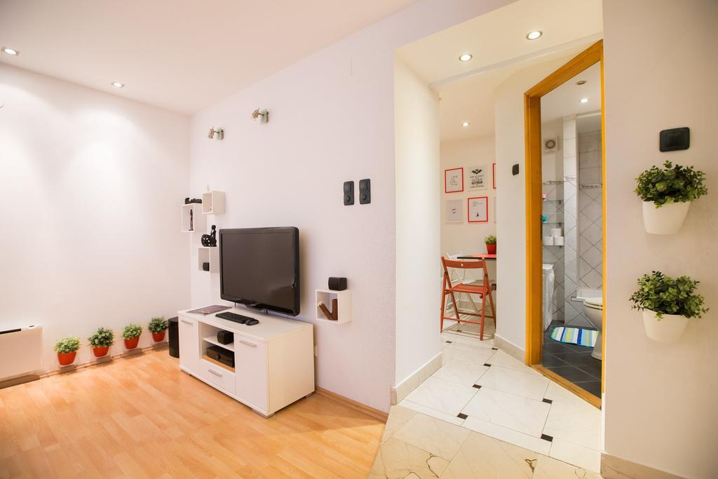 Eazzynight Center Apartment Zagreb Phòng bức ảnh