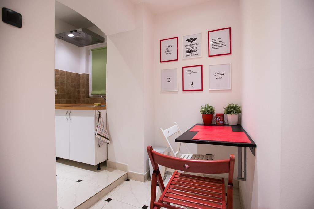 Eazzynight Center Apartment Zagreb Phòng bức ảnh